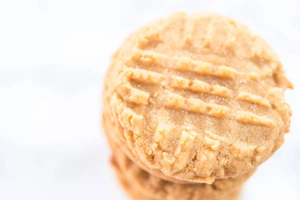 Pila Galletas Caseras Mantequilla Maní Recién Horneadas — Foto de Stock