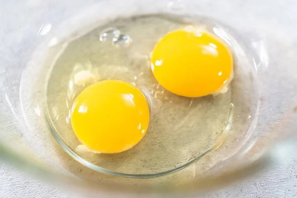 Míchání Ingrediencí Skleněné Míse Aby Dýňové Palačinky — Stock fotografie