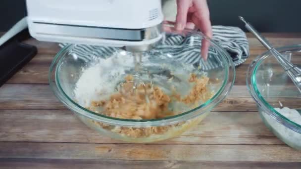 Cocinar Galletas Avena Masticables Con Pasas — Vídeos de Stock