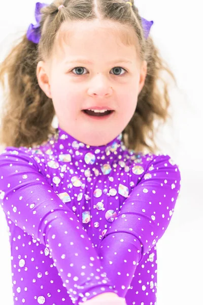 Little Girl Practicing Figure Skating Indoor Ice Skating Rink — Stock Photo, Image