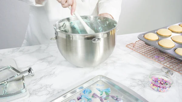 Step Step Mixing Ingredients Kitchen Mixer Make Buttercream Frosting Mermaid — Stock Photo, Image