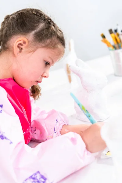 Bambina Che Lavora Suo Progetto Artistico Apprendimento Distanza Casa Durante — Foto Stock