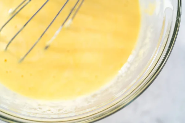 Close View Close View Mixing Ingredients Glass Mixing Bowl Bake — Stock Photo, Image