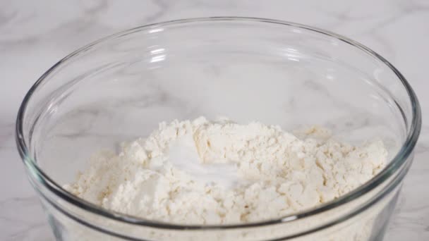 Preparare Pastella Torta Limone Una Teglia Pronta Essere Cotta — Video Stock