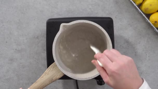 Preparare Pastella Torta Limone Una Teglia Pronta Essere Cotta — Video Stock