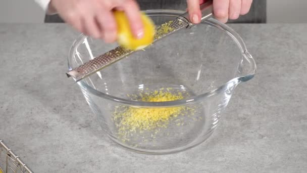 Preparare Pastella Torta Limone Una Teglia Pronta Essere Cotta — Video Stock