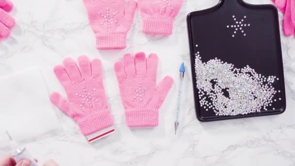 Rhinestone Pink Kids Gloves Snowflake Shapes — Stock Video