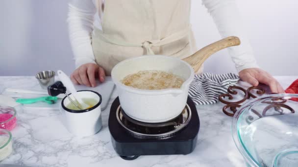 Karameliserende Suiker Steelpan Zelfgemaakte Lolly Maken — Stockvideo