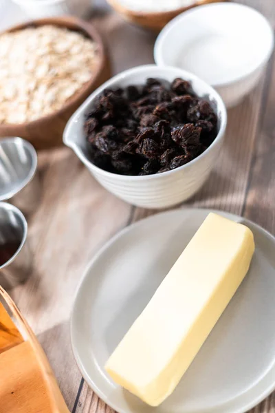 Ingrediënten Kauw Havermout Rozijnenkoekjes Maken — Stockfoto