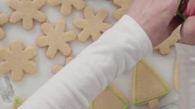 Noel şekeri kurabiyeleri yapmak 