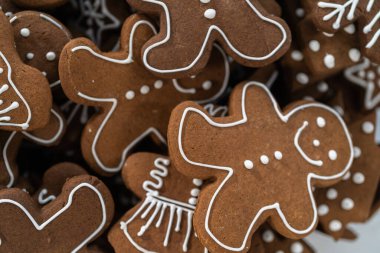 Beyaz kraliyet kremalı zencefilli kurabiye..