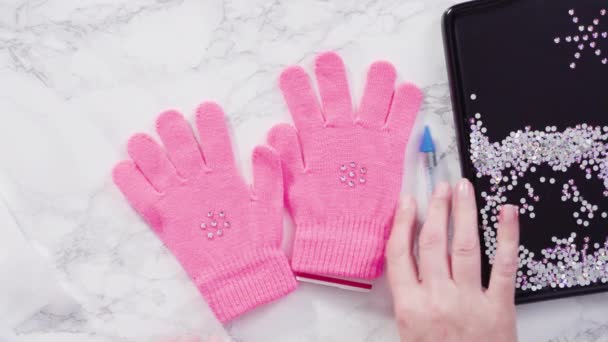 Rhinestone Pink Kids Gloves Snowflake Shapes — Stock Video