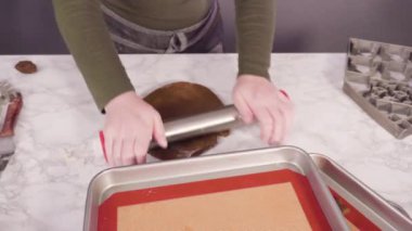 Noel şekeri kurabiyeleri yapmak, yakın çekim, üst manzara