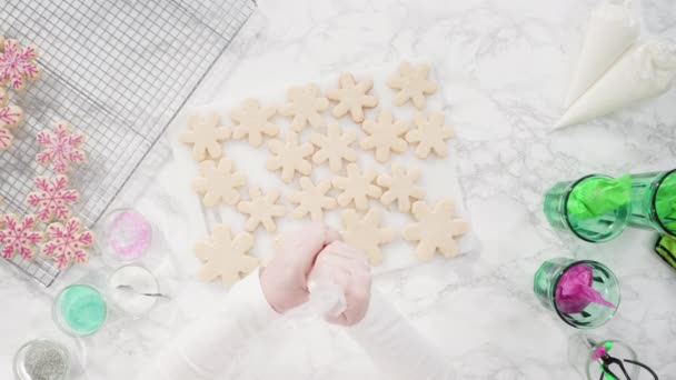 Décorer Les Biscuits Sucre Noël Avec Glaçage Royal Saupoudrer — Video