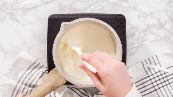 Ett Platt Ligg Steg För Steg Beredning Choklad Ganache Liten — Stockfoto