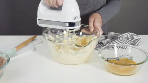 Chocoladekoekjes Maken Ingrediënten Mengen Keuken — Stockvideo