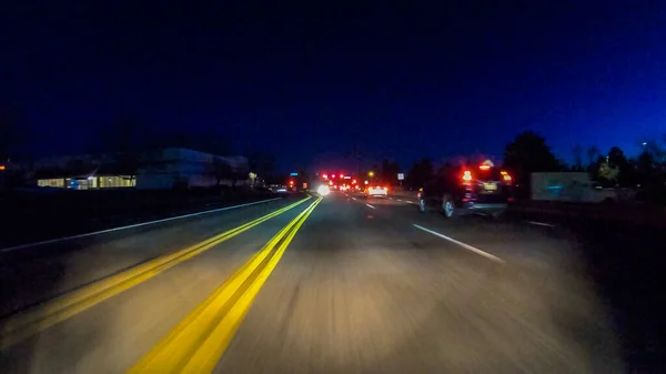 콜로라도주 2020 교외의 전형적 도로에서 — 스톡 사진