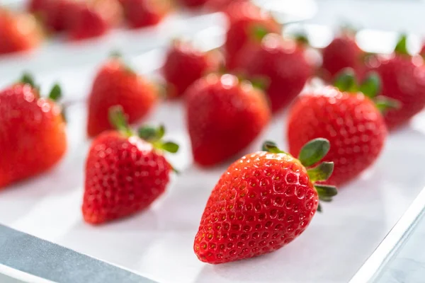 Ingrediente Para Fazer Morangos Mergulhados Chocolate Com Morangos Orgânicos — Fotografia de Stock