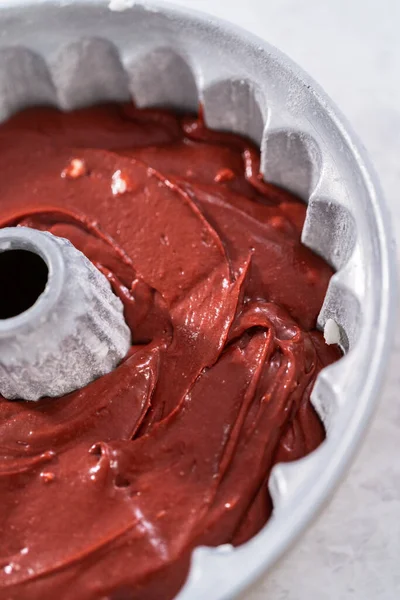 Pâte Gâteau Velours Rouge Dans Une Casserole Gâteau Bundt — Photo