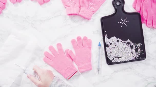 Rhinestone Pink Kids Gloves Snowflake Shapes — Stock Video