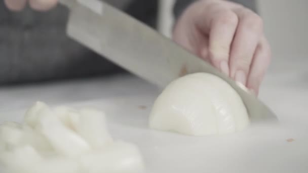 Квірінг Овочі Білій Обробній Дошці Приготування Вегетаріанського Супу Білої Квасолі — стокове відео