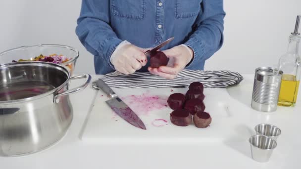 Підготовка Інгредієнтів Приготування Салату Вінегрету Стільниці — стокове відео