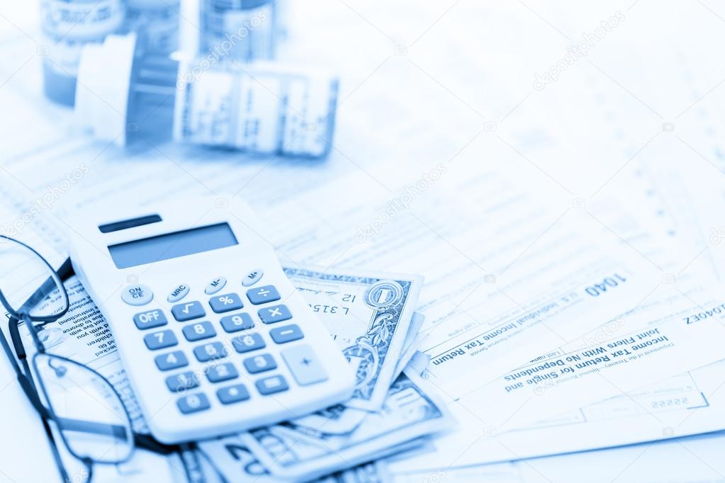 Calculating income tax return with folded cash