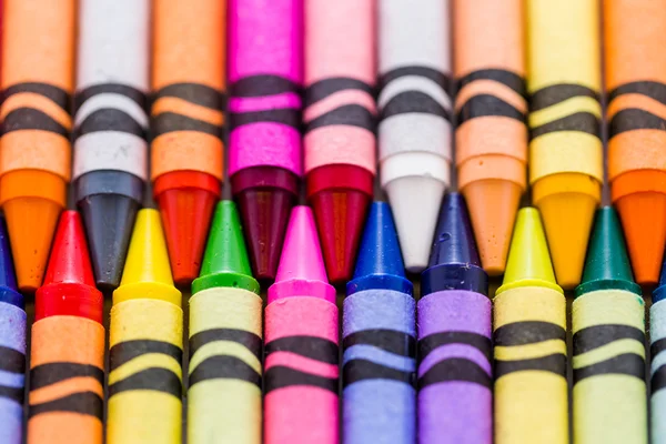 Crayons ปิดขึ้น — ภาพถ่ายสต็อก