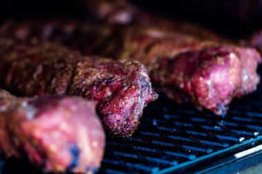 Barbekü hazır et