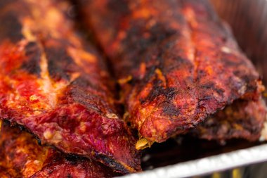 Bebek arka kaburgalar