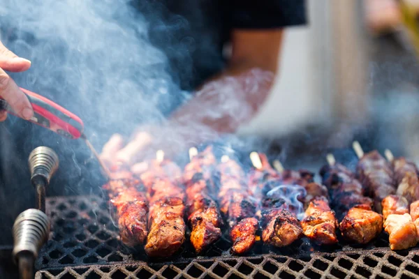 Cerdo en pinchos — Foto de Stock