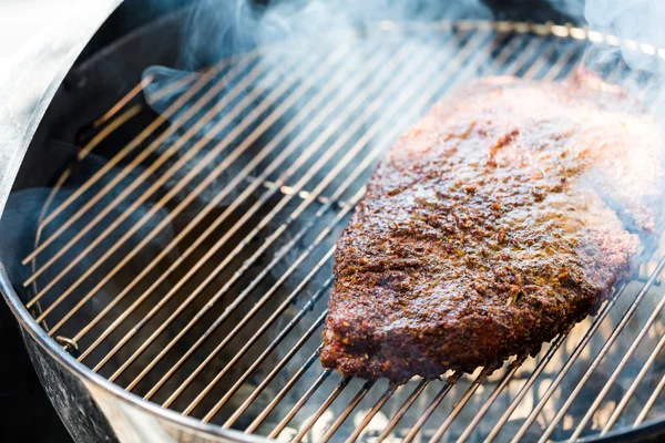 Parrilla de barbacoa — Foto de Stock