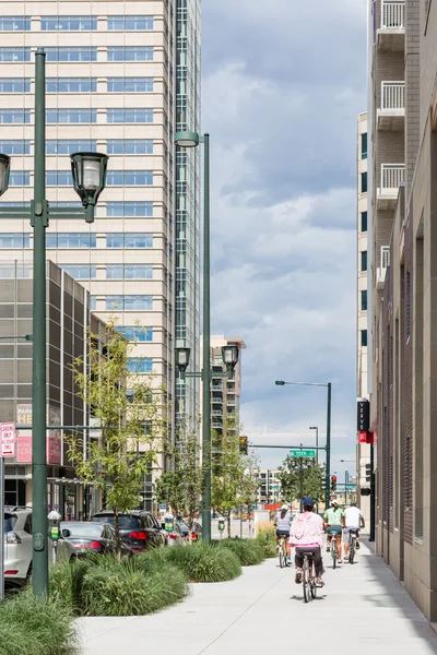 Biking at Urban street — Stock Photo, Image