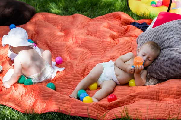 Carini i bambini — Foto Stock