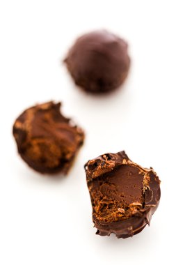 Çikolatalı truffle