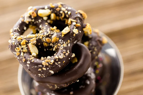 Pretzels cubiertos de chocolate — Foto de Stock