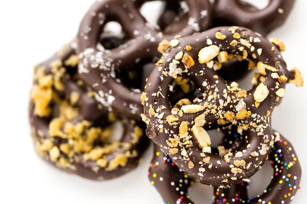 Choklad omfattas pretzels — Stockfoto