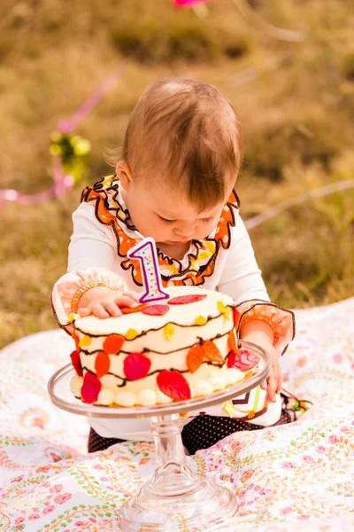 Bebé niña fiesta de cumpleaños — Foto de Stock