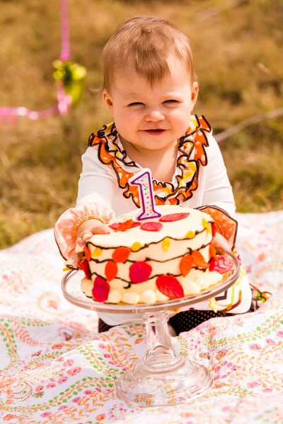 Baby meisje verjaardagspartij — Stockfoto