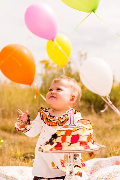 Baby meisje verjaardagspartij — Stockfoto