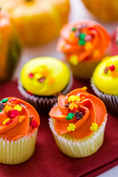 Yellow and orange Cupcakes — Stock Photo, Image