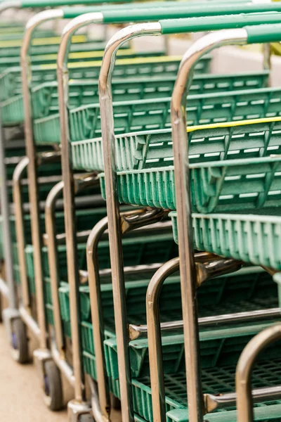 Carrinhos de compras — Fotografia de Stock