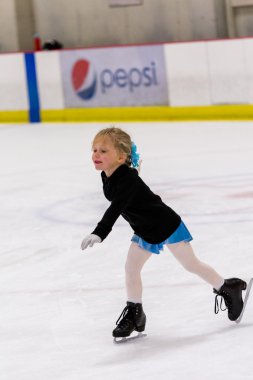 Kız pratik Artistik buz pateni