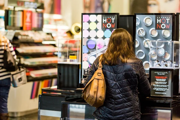 Compras en Park Meadows Mall —  Fotos de Stock