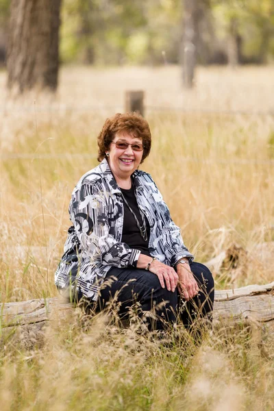 Elderly woman — Stock Photo, Image