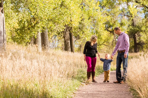 Family. Parents and child — Stock Photo, Image