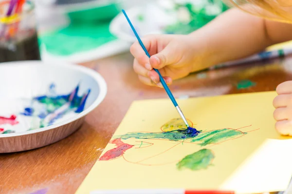 Child Painting — Stock Photo, Image