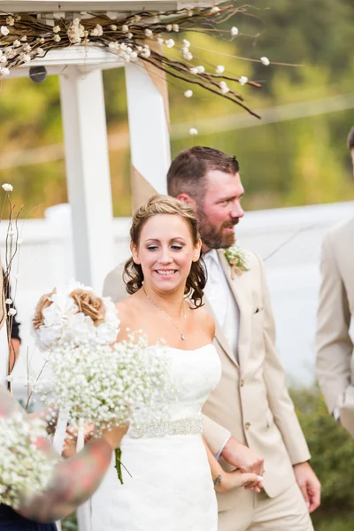 Outdoor wedding ceremony — Stock Photo, Image