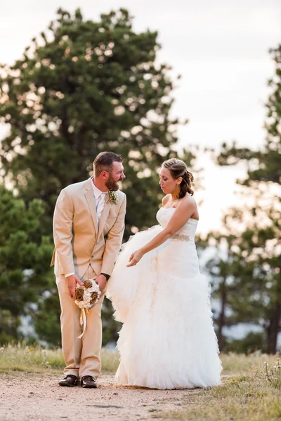 Pequeña boda al aire libre —  Fotos de Stock