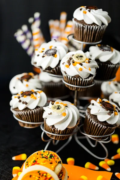 Chocolate Halloween cupcakes — Stock Photo, Image